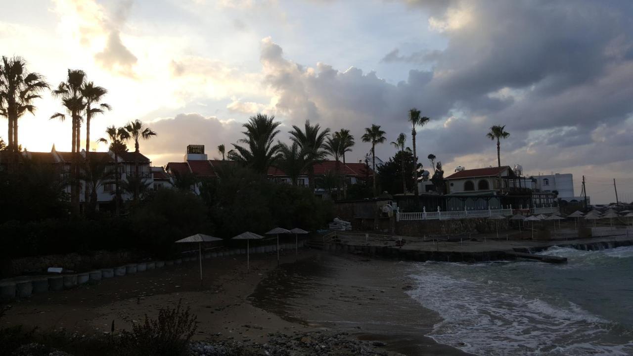 Topset Hotel Agios Georgios  Dış mekan fotoğraf