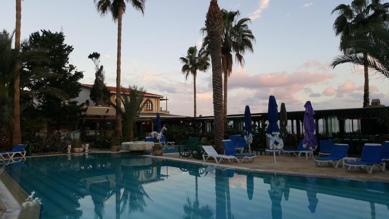 Topset Hotel Agios Georgios  Dış mekan fotoğraf