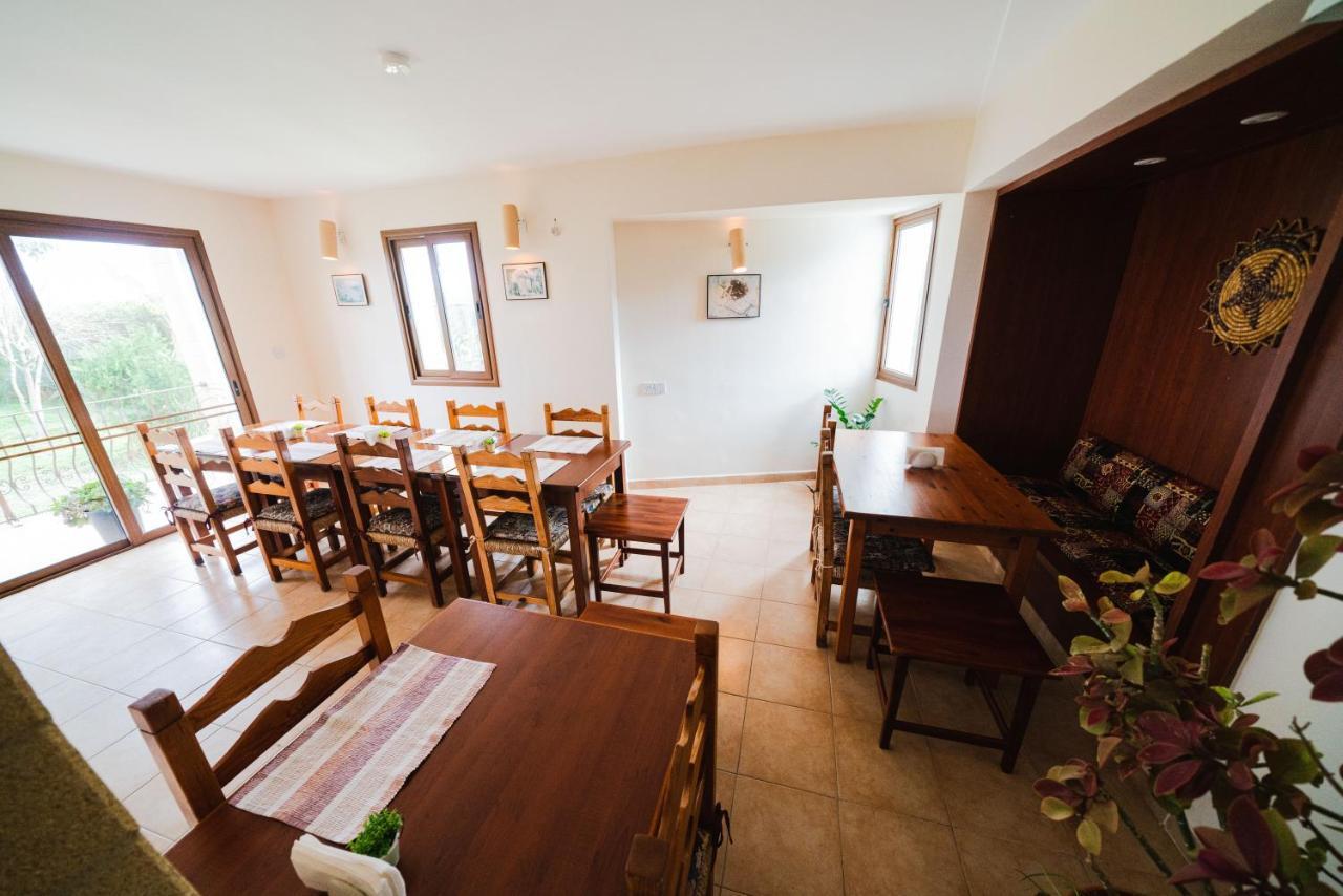 Topset Hotel Agios Georgios  Dış mekan fotoğraf