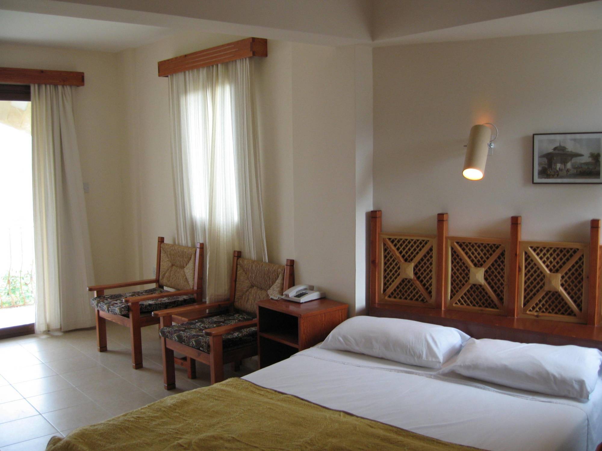 Topset Hotel Agios Georgios  Oda fotoğraf