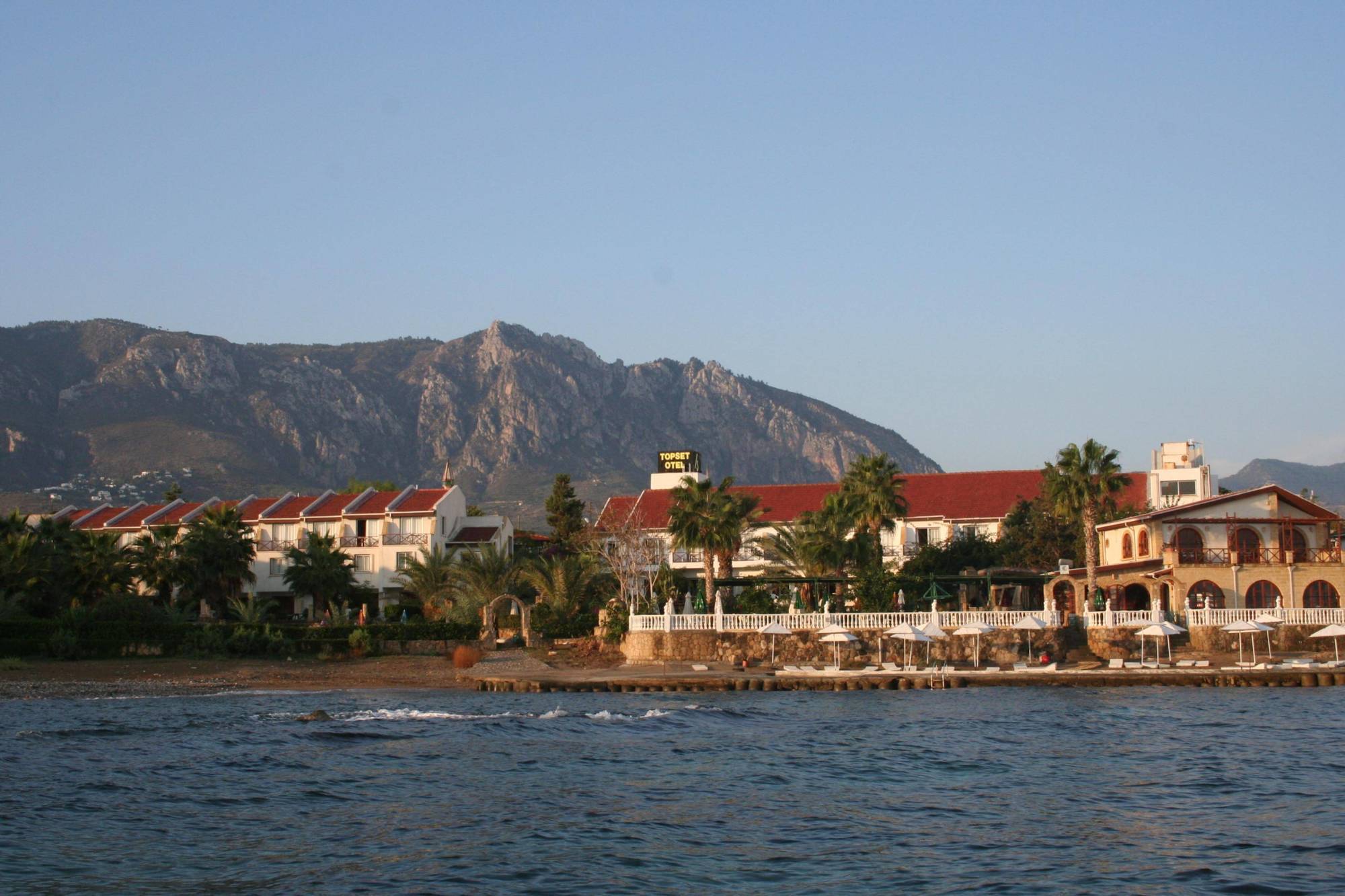 Topset Hotel Agios Georgios  Dış mekan fotoğraf